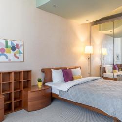 3-комнатные апартаменты улучшенные с 2 двуспальными кроватями