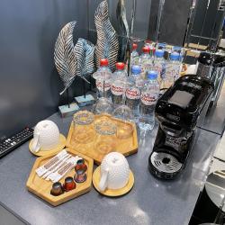 Номер люкс премиум с 1 двуспальной кроватью
