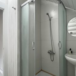 Коттедж стандарт с 6 двуспальными кроватями