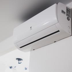 Фото ElenaSweetHome апартаменты на Цимлянской рядом с ТЦ и Садовод