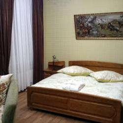 Номер стандарт улучшенный с 1 двуспальной кроватью
