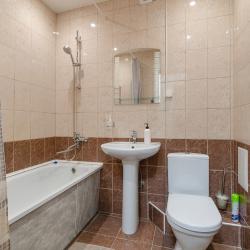 Квартирное бюро Крылья на улице Ивана Франко 7  — f2390f6df9c0c707b01881cf6794fffd