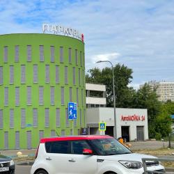 Фото Отель Стрелка на улице Бурнаковская 87