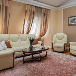 Фото Отель MyHome YourHome (МайХоум ЙоХоум) на 11-ой линии Васильевского острова 4
