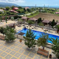 Фото Отель Империя гор