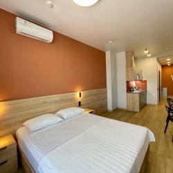 Фото Отель В Гости на Запорожской 69