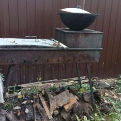 Коттедж эконом с двухъярусной кроватью и диваном