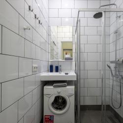Фото Отель 9 ночей на улице Дзержинского 35