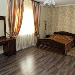 Фото Отель Льюис