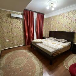 Номер полулюкс с 2 двуспальными кроватями