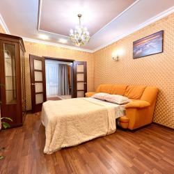 Фото Самарские апартаменты на улице Садовая 335