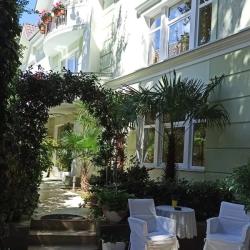 2-комнатные апартаменты люкс улица Боткинская, дом 15А, город Ялта, городской округ Ялты, Республика Крым