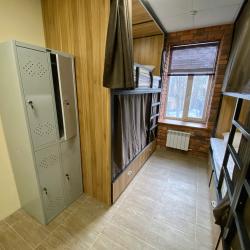 Кровать в 6-местном общем номере