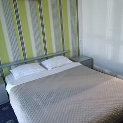 2-комнатный номер люкс с 1 двуспальной кроватью и диваном