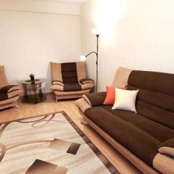 Фото Апартаменты на улице Танкиста Александрова 4