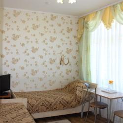 Номер комфорт с 2 односпальными кроватями (с пансионом)