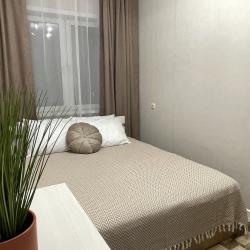 Фото Апартаменты на набережной Ярыгинская 3