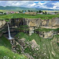 Фото Отель Гостевой дом у водопада Тобот