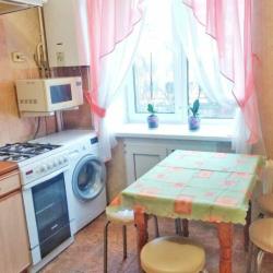 3-комнатные апартаменты стандарт Кремлёвская улица, 25 с 1 односпальной и 2 двуспальными кроватями