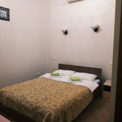 Номер эконом с 1 двуспальной кроватью (с завтраком, без окна)