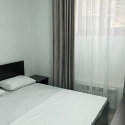 Номер стандарт с 1 двуспальной кроватью