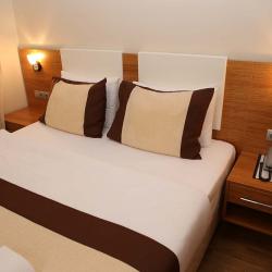 Номер улучшенный с 1 двуспальной кроватью