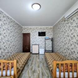 Номер эконом стандарт с 4 односпальными кроватями