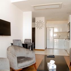Фото Отель D&H Apartments (Ди энд Эйч)