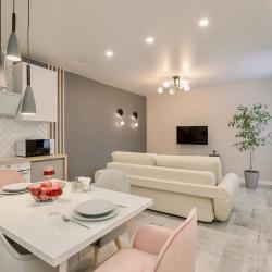 Фото Апартаменты на Холмогорова 21а