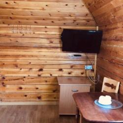 Номер стандарт семейный с 2 односпальными и 1 двуспальной кроватью