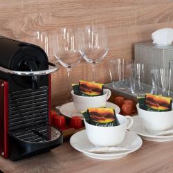 Фото V hotel & Rooftop lounge (В отель)