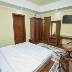 Номер стандарт с 1 двуспальной кроватью