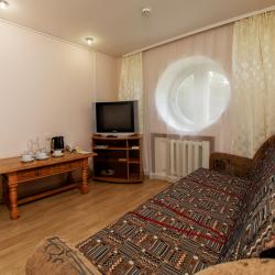 3-местный 3-комнатный номер полулюкс