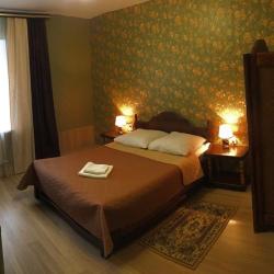 Номер улучшенный с 1 двуспальной кроватью (с завтраком)