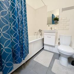 Фото Апартаменты на улице Академика Парина 41