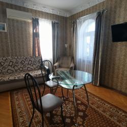 Номер комфорт семейный с 1 двуспальной кроватью