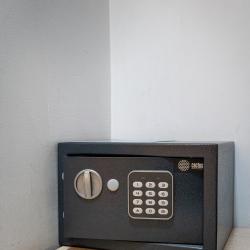 Номер комфорт улучшенный с 1 двуспальной кроватью (с завтраком)