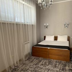 Номер стандарт семейный с 1 двуспальной кроватью