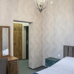 Номер стандарт с 1 двуспальной кроватью для людей с ограниченными возможностями