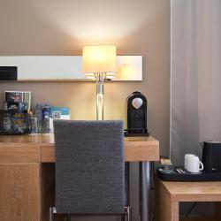 Cosmos Ekaterinburg Hotel (Космос Екатеринбург) (бывш. Park Inn by Radisson Ekaterinburg) — f649d114ef9dc0c70e923a17e8fb530a