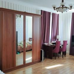 Комната семейная с 2 двуспальными кроватями (Удобства на этаже)