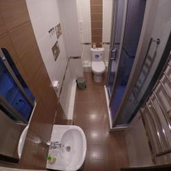 Кровать в 12-местном общем номере