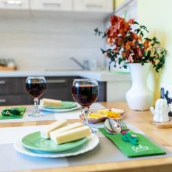 Фото Апартаменты на улице Петра Ломако 16