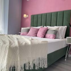 Апартаменты студия гостиничный комплекс Радуга 10И