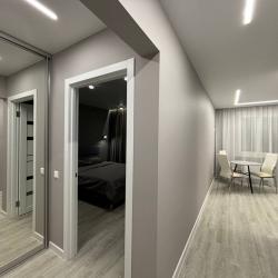 Фото Отель CrystalRentals (КристалРенталс) на улице Монтажников 38