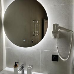 Фото Отель BarnHouse Village (БарнХаус Виллэдж)