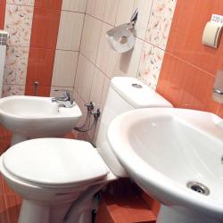 Номер комфорт с 1 двуспальной кроватью 