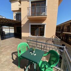 Фото Отель Loo Home&Sea на улице Енисейская 6/20