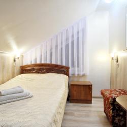 Фото Отель Три звезды (первый корпус)