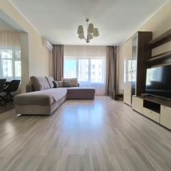 Фото Апартаменты на проспекте Античный 8В